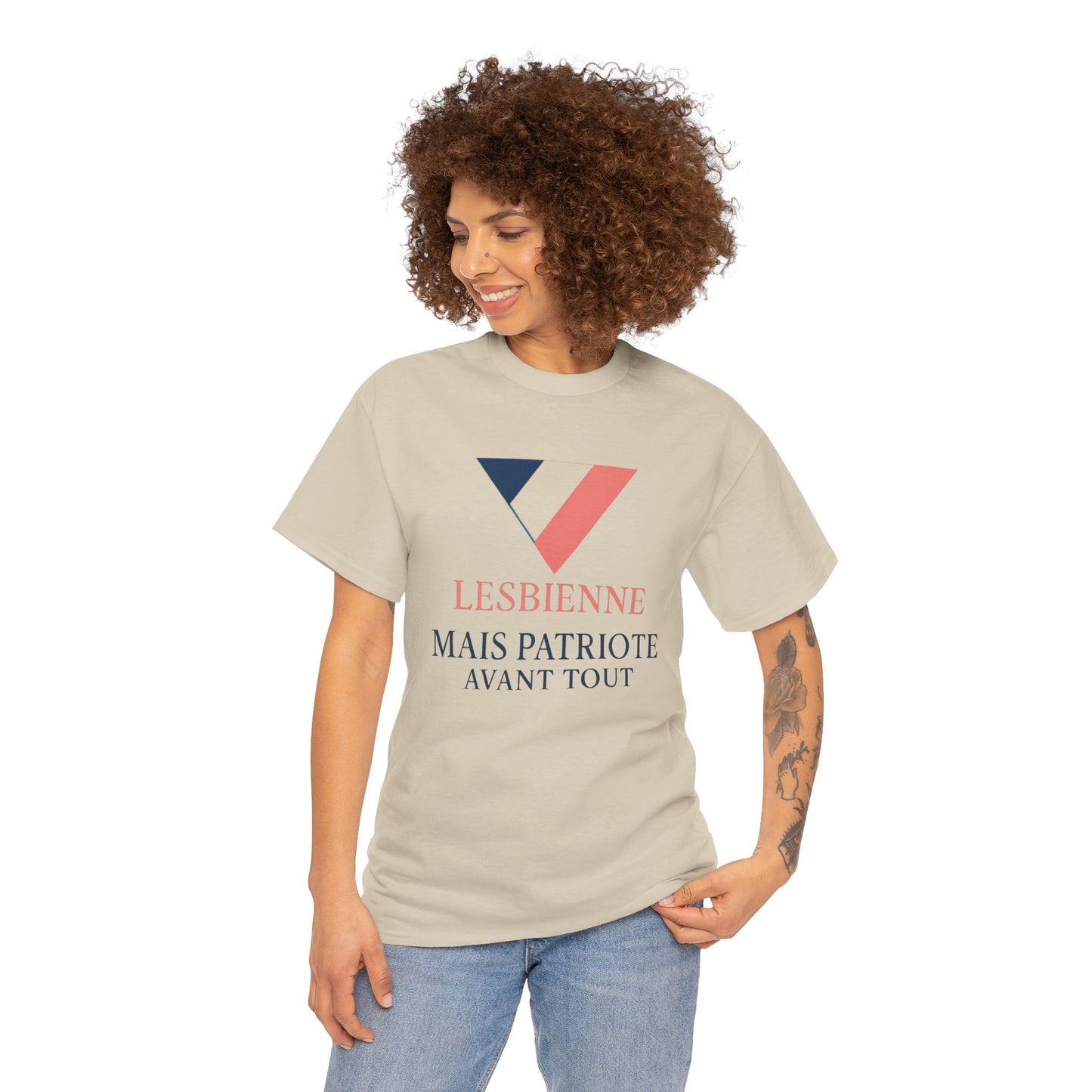 Lesbienne Mais Patriote Avant Tout - T-Shirt