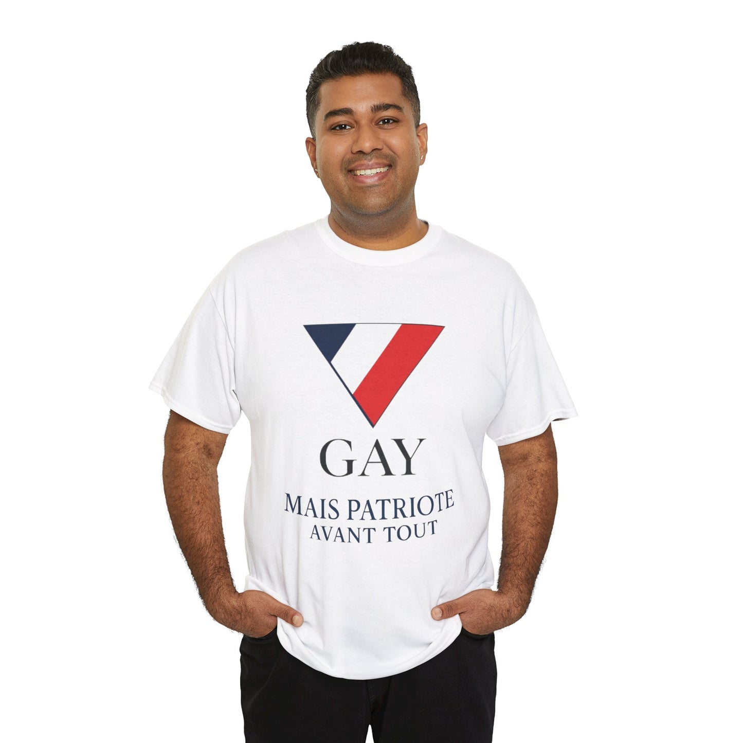 GAY MAIS PATRIOTE AVANT TOUT - Tee-shirt